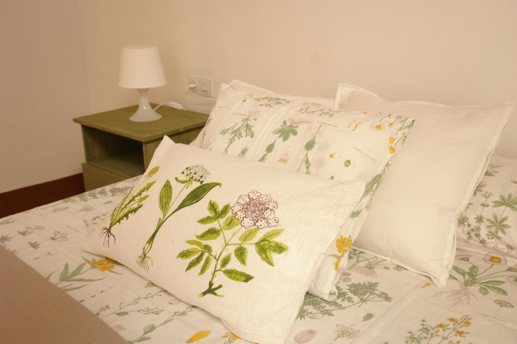 Hostal Parellades Sitges Kültér fotó