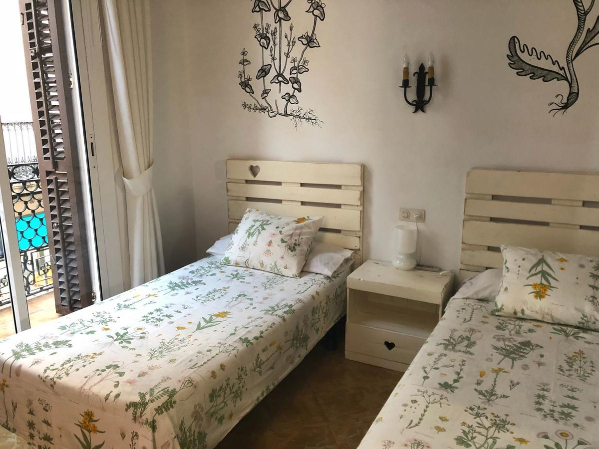 Hostal Parellades Sitges Kültér fotó
